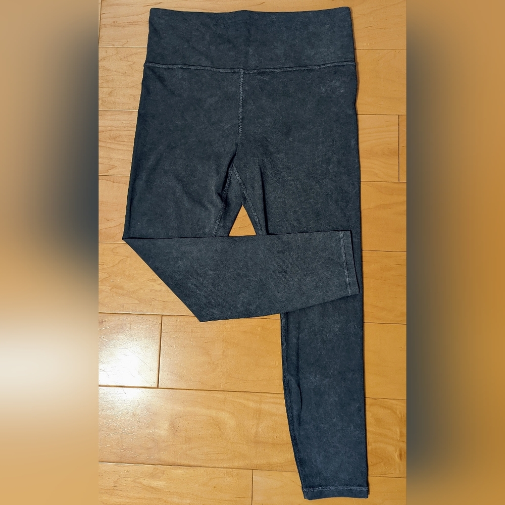 DEAL 2 for $20 Altheta capri length TALL grey leggings